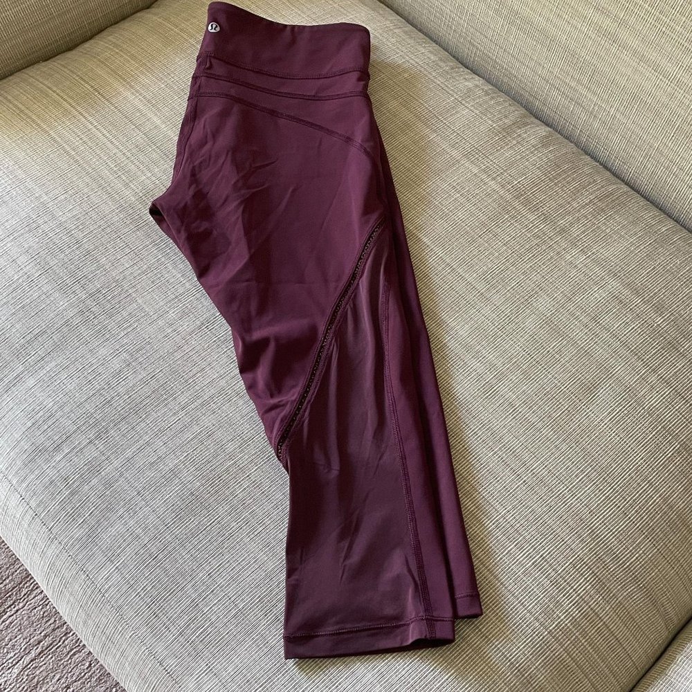 Lululemon Burgundy Capri 17" Size 6 - Picture 2 of 6